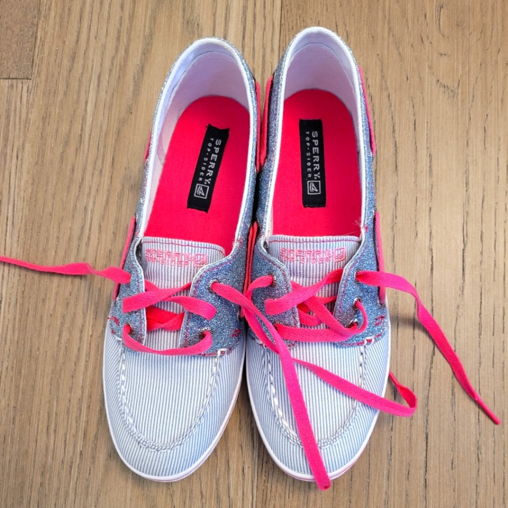 Sperry boat shoes